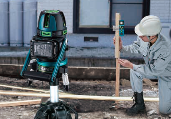 レーザー墨出し器makita SK10GD | 株式会社ユア・ショップ大平